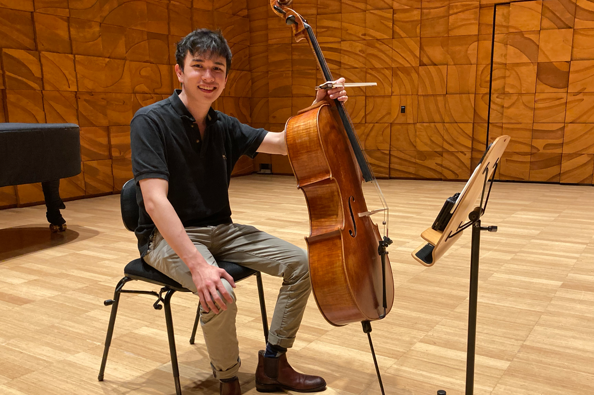 Shuhei Lawson (cello QLD) recording his ANAM Set piece at the MRC